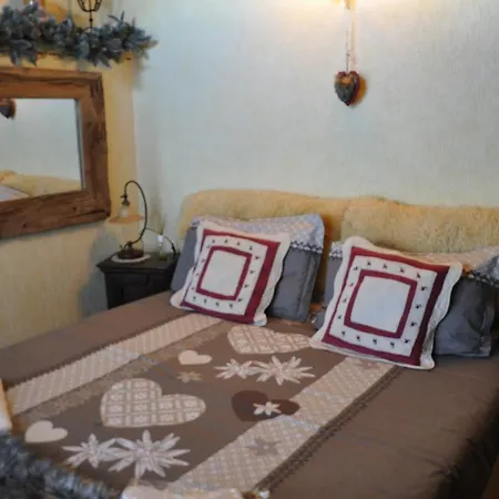 Апартаменты Maison Belle Vue Monte Bianco Vicino A Courmayeur Villaret