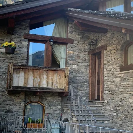 Maison Belle Vue Monte Bianco Vicino A Courmayeur דירה *