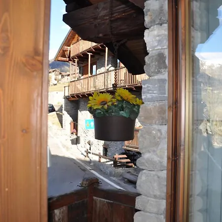 Maison Belle Vue Monte Bianco Vicino A Courmayeur * Villaret