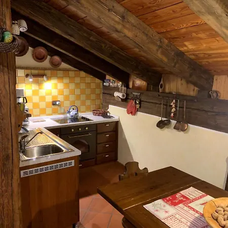 Maison Belle Vue Monte Bianco Vicino A Courmayeur 아파트
